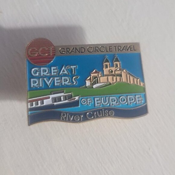 Grand Circle Travel Great Rivers Of Europe Vintage Lapel Pin - Picture 2 of 4